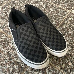 Black & Grey Checkerboard VANS slip ons - 5 Youth